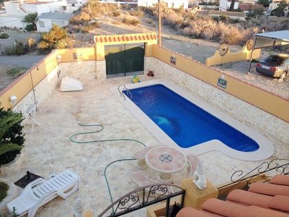Villa&nbsp;for&nbsp;sale&nbsp;in&nbsp;town,&nbsp;Spain&nbsp;252739
