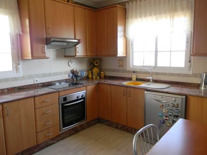 Villa for sale in town, Alicante 252743