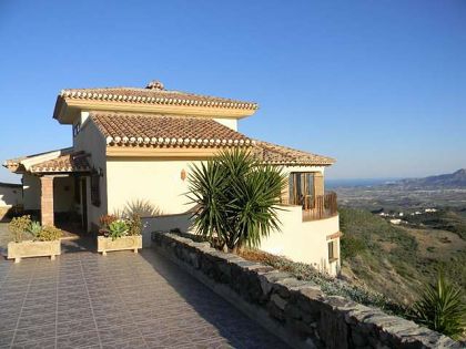 Villa with 3 bedroom in town 252744