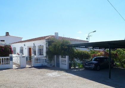 Villa with 6 bedroom in town 252757