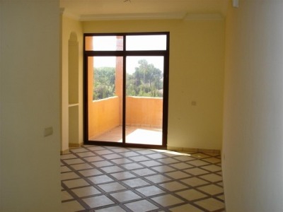 Estepona property: Apartment with 2 bedroom in Estepona, Spain 253551