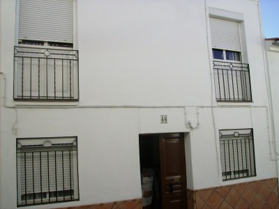 Olvera property: Townhome for sale in Olvera 254057