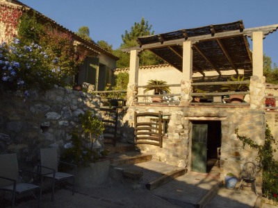 House for sale in town 254112