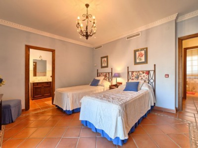 Benahavis property: Malaga property | 4 bedroom Villa 254363