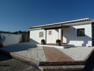 Estepona property: Villa for sale in Estepona, Spain 254380