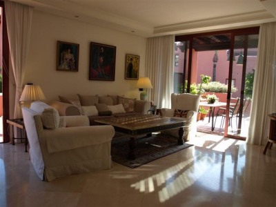 Estepona property: Penthouse with 3 bedroom in Estepona 254406