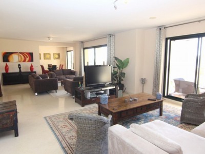 Benahavis property: Penthouse in Malaga for sale 254520
