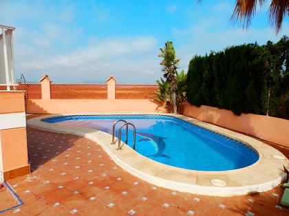 Villa for sale in town, Spain 254816