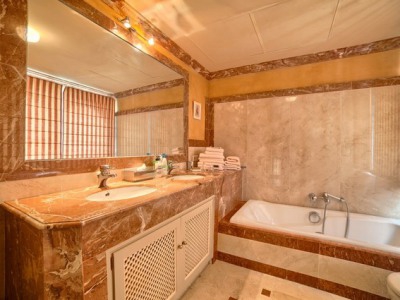 Benahavis property: Malaga Penthouse 255040