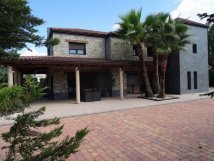 Elda property: Villa for sale in Elda, Spain 255220