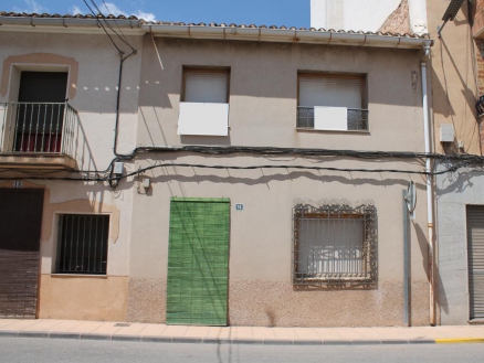 Pinoso property: Townhome for sale in Pinoso 255243