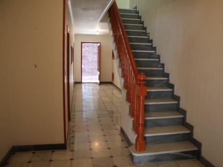 Pinoso property: Townhome with 4 bedroom in Pinoso 255243