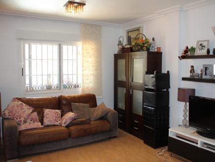 Pinoso property: Townhome for sale in Pinoso, Alicante 255275