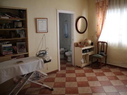 Alicante property | 4 bedroom Townhome 255277