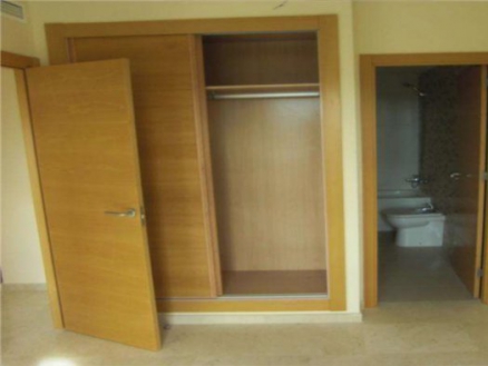 2 bedroom Apartment 255802