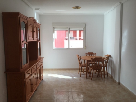 2 bedroom Apartment 255845