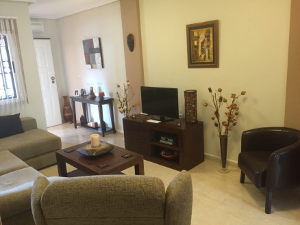 Bungalow for sale in town 255847