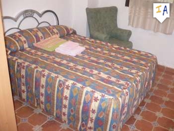 Farmhouse for sale in town, Cordoba 256252