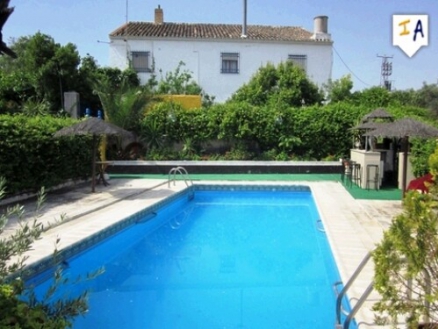 Puente Genil property: Farmhouse for sale in Puente Genil 256257