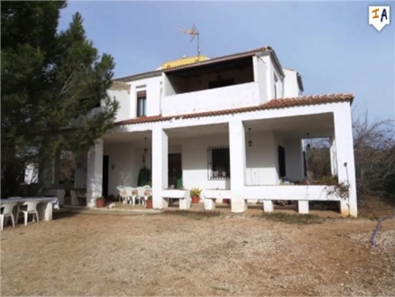 Villanueva Del Rosario property: Farmhouse for sale in Villanueva Del Rosario 256272