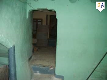 Castillo De Locubin property: Townhome for sale in Castillo De Locubin, Jaen 256374