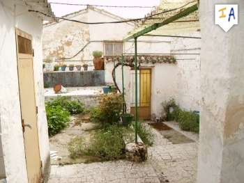 Alcala La Real property: Townhome with 2 bedroom in Alcala La Real 256377