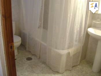 Castillo De Locubin property: Townhome for sale in Castillo De Locubin, Jaen 256398