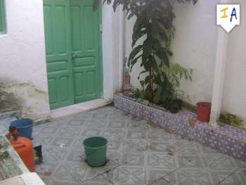 Castillo De Locubin property: Townhome in Jaen for sale 256401
