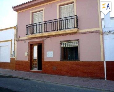 Humilladero property: Townhome for sale in Humilladero 256455