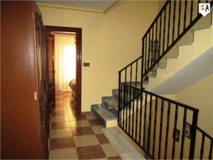 Castillo De Locubin property: Townhome in Jaen for sale 256541