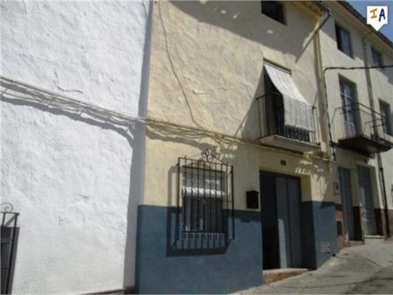 Castillo De Locubin property: Townhome for sale in Castillo De Locubin 256564