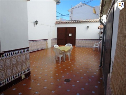Humilladero property: Townhome with 4 bedroom in Humilladero 256584