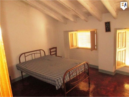 Castillo De Locubin property: Jaen Townhome 256591