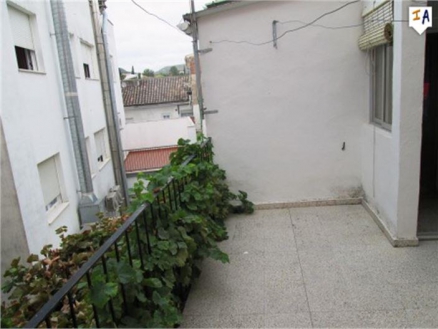 Castillo De Locubin property: Jaen property | 4 bedroom Townhome 256599