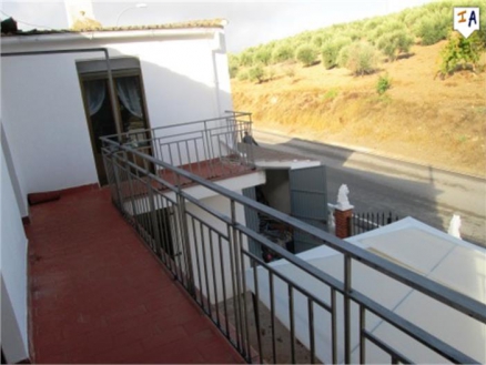 Alcala La Real property: Townhome with 5 bedroom in Alcala La Real 256605