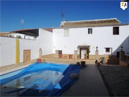 Villanueva De Algaidas property: Townhome with 5 bedroom in Villanueva De Algaidas 256639