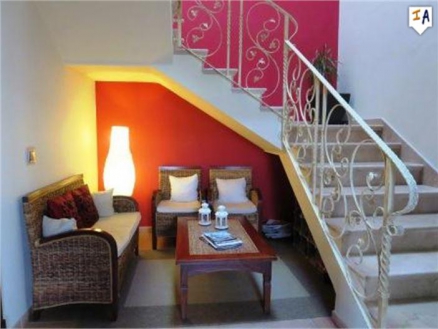 Townhome with 5 bedroom in town, Spain 256718