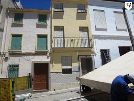 Rute property: Townhome for sale in Rute 256727