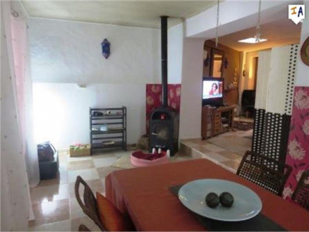 Townhome&nbsp;with&nbsp;4&nbsp;bedroom&nbsp;in&nbsp;town,&nbsp;Spain&nbsp;256732