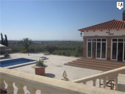 Puente Genil property: Villa with 5 bedroom in Puente Genil 256773