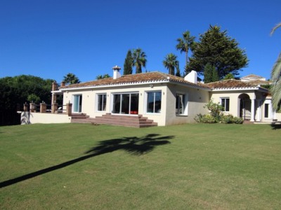 Estepona property: Villa for sale in Estepona 257686