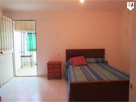 town Townhome 257783