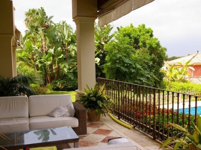 Estepona property: Villa with 4 bedroom in Estepona 257812