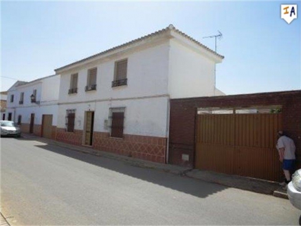 Humilladero property: Townhome for sale in Humilladero 258087