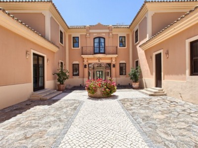Benahavis property: Villa in Malaga for sale 259185