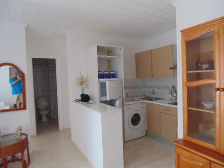  2 bedroom Apartment 259979