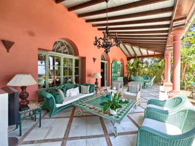 Marbella property: Villa with 5 bedroom in Marbella 260003