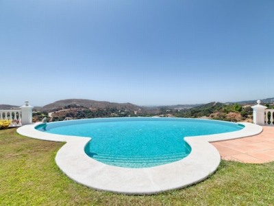 Benahavis property: Villa for sale in Benahavis, Malaga 260044