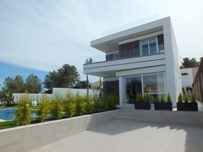 Villamartin property: Villa to rent in Villamartin, Spain 260068