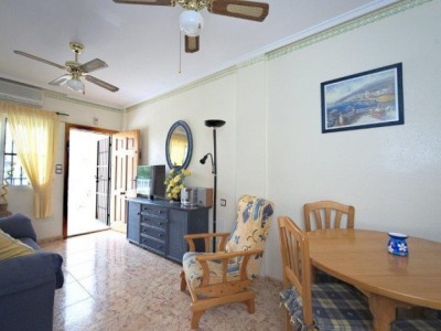 Villamartin property: Alicante property | 2 bedroom Apartment 260526